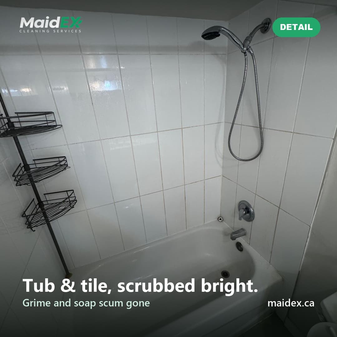 Bathtub and tile surround scrubbed free of soap scum after a MaidEX clean